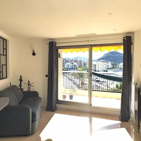 Marina Apartament Mandelieu